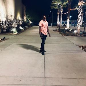 Meet your Posher, Gil